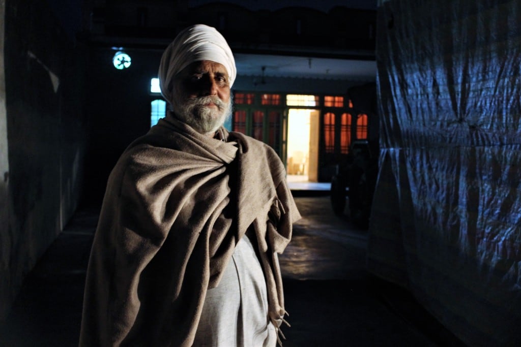 Gursimran Singh, a retired headmaster said he prefers dying in his home than moving to a shelter. Image by Sameer Yasir.