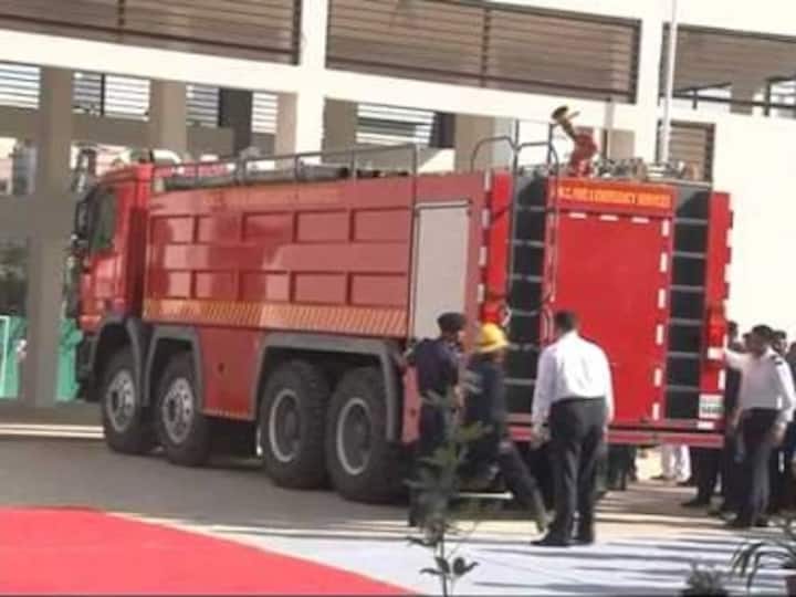 Fire in Ahmedabad grocery store kills four; mayor visits site to take stock of situation