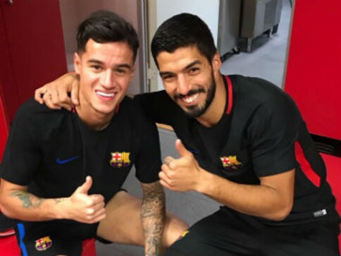 La Liga Philippe Coutinho Meets Barcelona Teammates After Making €160 Million Move From