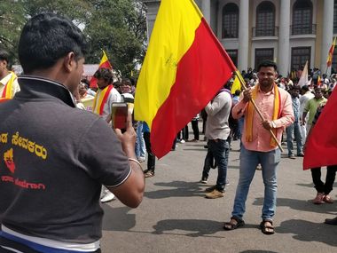 Karnataka bandh disrupts normal life; protests bring Bengaluru, Mysuru to a halt, BJP, Congress trade political barbs Karnataka bandh disrupts normal life; protests bring Bengaluru, Mysuru to a halt, BJP, Congress trade political barbs
