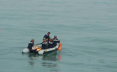 Pawan Hans chopper carrying ONGC employees crashes off Mumbai coast, 4 bodies recovered; rescue operations continue