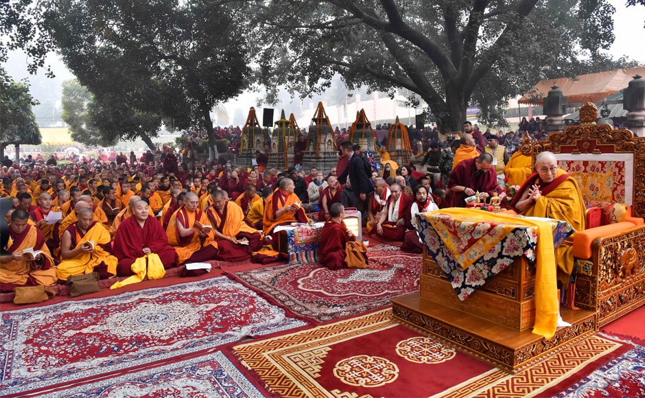 Tibetan spiritual leader Dalai Lama offers prayers at Mahabodhi temple ...