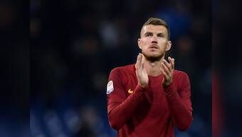 Premier League: AS Roma coach Eusebio Di Francesco says he's reluctant to let Chelsea target Edin Dzeko leave