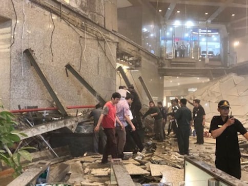 Indonesia stock exchange mishap: Probe underway after floor collapse left 73 injured in Jakarta Indonesia stock exchange mishap: Probe underway after floor collapse left 73 injured in Jakarta