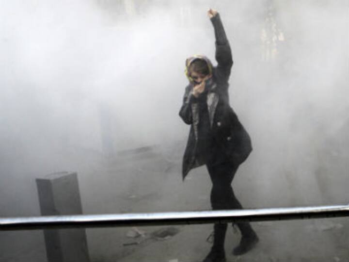 Iran witnesses large pro-government rallies as govt declares end of unrest, promises to address economic issues
