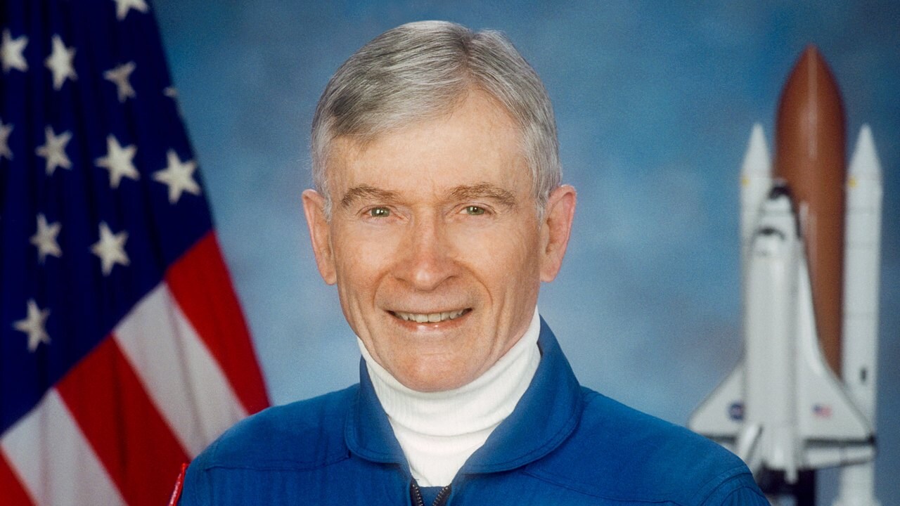 John Young, the NASA astronaut who walked on the moon dies at the age ...