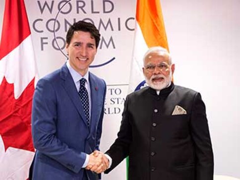 PM at Davos: Narendra Modi meets Justin Trudeau on sidelines of WEF, discusses issues of mutual interest PM at Davos: Narendra Modi meets Justin Trudeau on sidelines of WEF, discusses issues of mutual interest