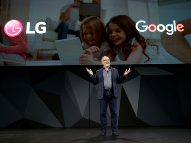 Google Assistant, Amazon Alexa, Samsung Bixby fight the 'smart home' battle at CES 2018 Google Assistant, Amazon Alexa, Samsung Bixby fight the 'smart home' battle at CES 2018