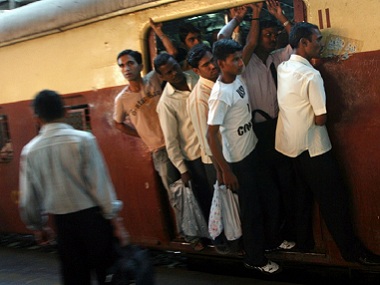 Over 3,000 people were killed on Mumbai railway tracks in 2017, says response to RTI query Over 3,000 people were killed on Mumbai railway tracks in 2017, says response to RTI query