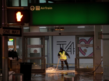 New York's JFK Airport flooded after water pipe breaks; worsens flight delays already caused by cold weather New York's JFK Airport flooded after water pipe breaks; worsens flight delays already caused by cold weather