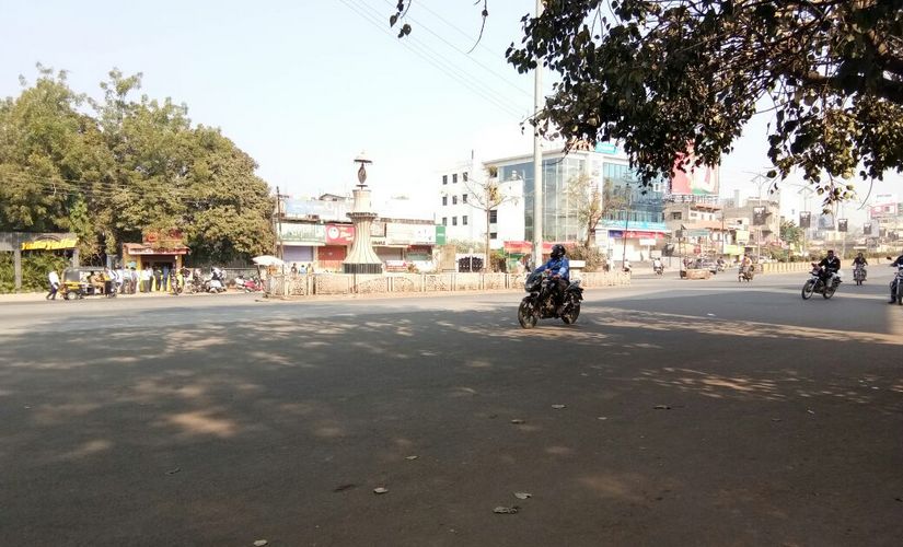 Usually one of the busiest areas in Aurangabad, Kranti Chowk and Osmanpura areas in Aurangabad bore a deserted look. Aarteeshymal Joshi/101Reporters