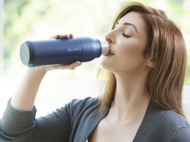 You can now drink purified water from this Quartz self-cleaning water bottle, released for $99 at CES 2018 You can now drink purified water from this Quartz self-cleaning water bottle, released for $99 at CES 2018