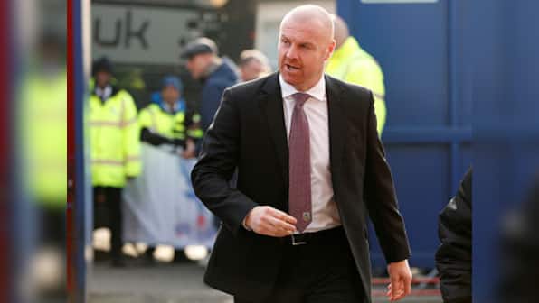 Premier League: Sean Dyche signs new long-term contract at Burnley as Clarets sign Aaron Lennon from Everton