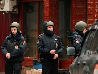 Russian ex-policeman Mikhail Popkov convicted of killing 22 women goes on trial Russian ex-policeman Mikhail Popkov convicted of killing 22 women goes on trial