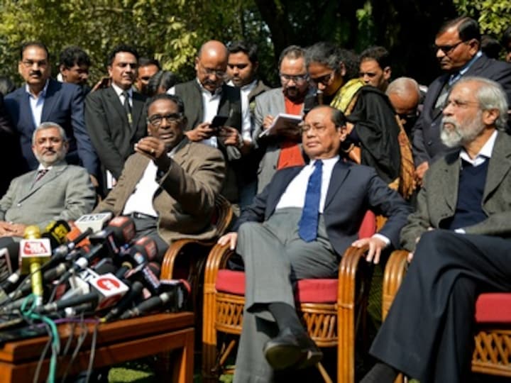 SC judges vs CJI: Four Supreme Court Justices attend court, takes up routine work after 12 January conference