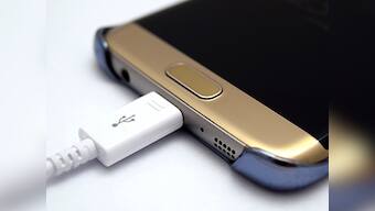 After Apple, Samsung now stands accused of slowing down older phones in order to sell new ones, investigation under way