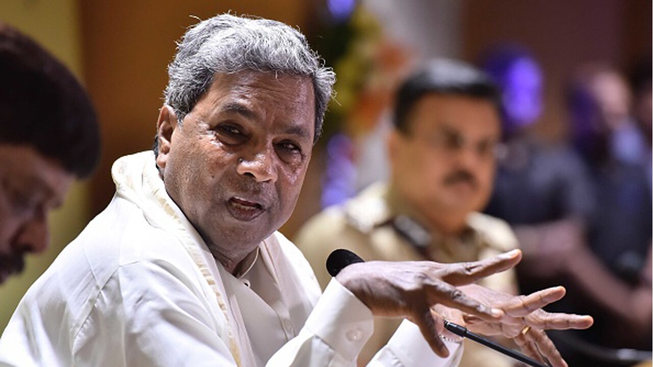 Siddaramaiah hits back at PM Modi over his 'looting' remarks