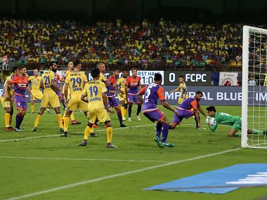 ISL 2017-18: FC Pune City rise to top of table after settling for draw against Kerala Blasters ISL 2017-18: FC Pune City rise to top of table after settling for draw against Kerala Blasters