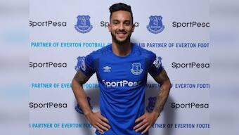 Premier League: Everton sign Theo Walcott from Arsenal for a reported £25 million fee