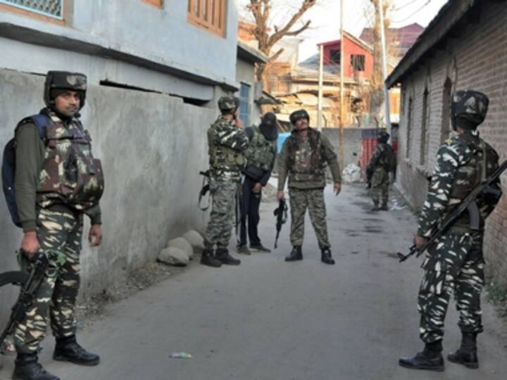 Pakistan Rangers resort to firing in Jammu and Kashmir; one civilian dead, four others, including BSF jawan, injured