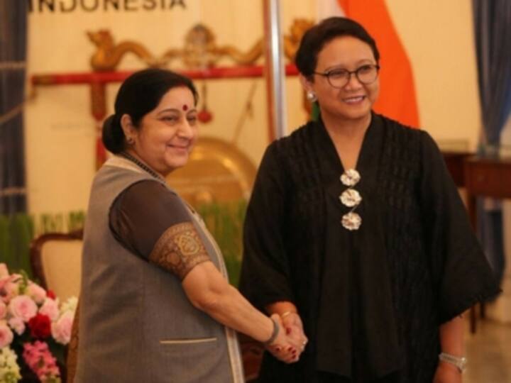 Sushma meets Indonesian vice-president in Jakarta, discusses ways to strengthen bilateral ties