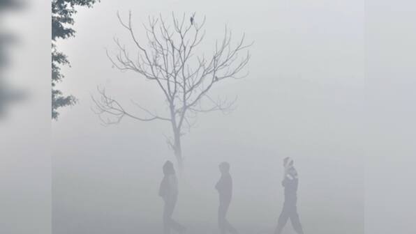Delhi air quality drops to 'very poor': 36 trains running late, 28 cancelled as visibility falls to 400 metres