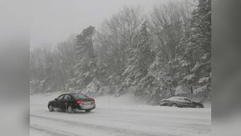 'Bomb Cyclone' batters eastern US: Three dead, over 3,000 flights cancelled, schools and offices remain closed