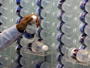 Shimla water shortage: Protests continue on 14th day; residents block roads, raise slogans against govt Shimla water shortage: Protests continue on 14th day; residents block roads, raise slogans against govt