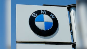 BMW and Daimler merger comes closer as it buys car rental company Sixt from DriveNow: Report
