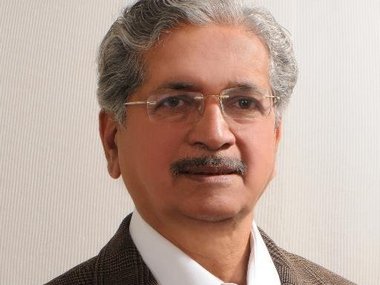 Devendra Fadnavis expands probe on Maharashtra industries minister Subhash Desai, decisions during Congress-NCP regime included Devendra Fadnavis expands probe on Maharashtra industries minister Subhash Desai, decisions during Congress-NCP regime included