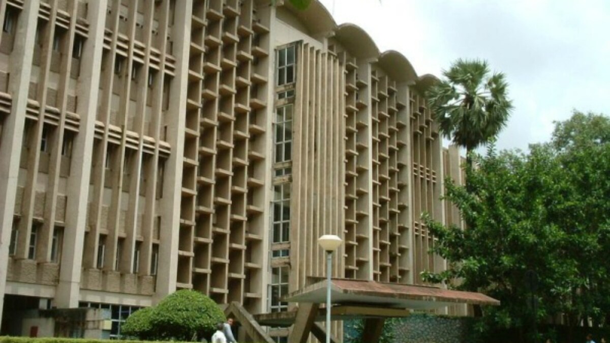 IIT Bombay launches MA research programme under humanities and