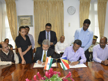 India signs deal with Seychelles to maintain defence facilities in archipelago nation, boost influence in IOR India signs deal with Seychelles to maintain defence facilities in archipelago nation, boost influence in IOR