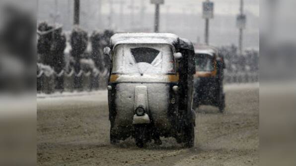 Jammu and Kashmir: Cold wave continues across state; Leh freezes at -15.2 degree Celsius