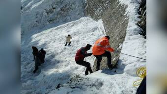 Two separate incidents of avalanches kill four soldiers near LoC in Kashmir's Kupwara and Bandipora districts