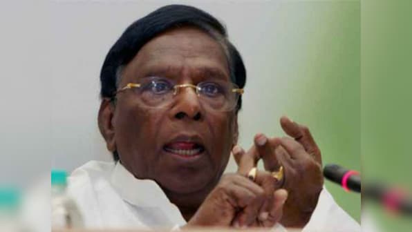Puducherry CM slams Kiran Bedi for 'creating obstacles', asks Congress cadre to prepare for another round of protests
