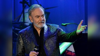 Neil Diamond announces retirement after being diagnosed with Parkinson's