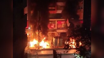 Padmaavat protests: Karni Sena hooligans disgrace Rajput community as BJP-ruled states bow down to fringe elements