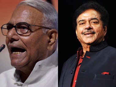 Office of profit row: Yashwant Sinha, Shatrughan Sinha back AAP, call move 'tughluqshahi' order, politics of vendetta Office of profit row: Yashwant Sinha, Shatrughan Sinha back AAP, call move 'tughluqshahi' order, politics of vendetta