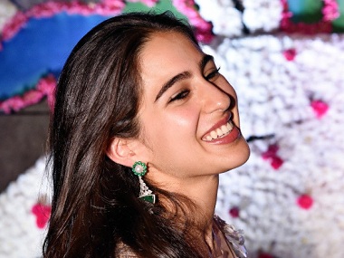 Sara Ali Khan likely to play Irrfan Khan's daughter Pia in Hindi Medium sequel; film to start rolling in August Sara Ali Khan likely to play Irrfan Khan's daughter Pia in Hindi Medium sequel; film to start rolling in August