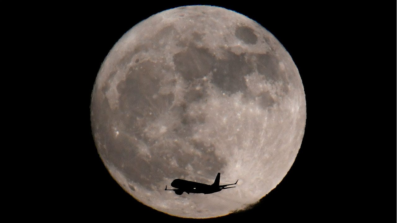 On 31 January a supermoon, a blue moon and a lunar eclipse will be observed.