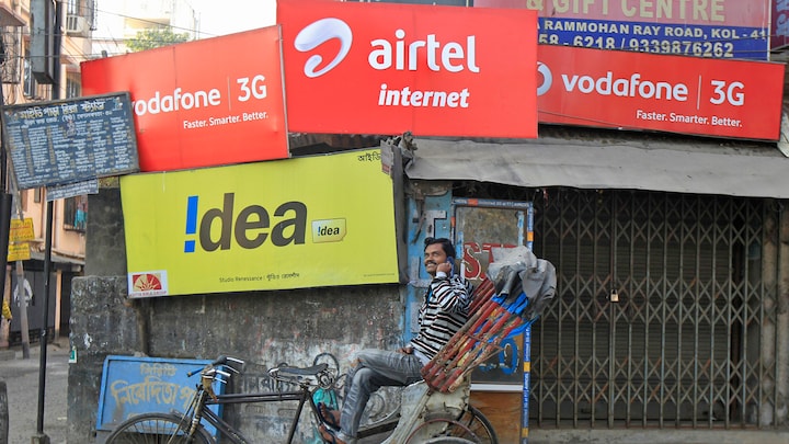 Users will soon be able to place voice calls over public Wi-Fi networks: Report