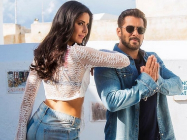 Tiger Zinda Hai crosses Rs 300 crores: Salman Khan film becomes fifth highest Bollywood grosser Tiger Zinda Hai crosses Rs 300 crores: Salman Khan film becomes fifth highest Bollywood grosser