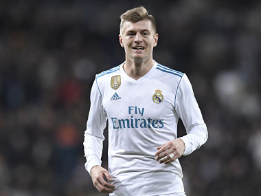 Real Madrid's German midfielder Toni Kroos celebrates after scoringduring the Spanish league football match between Real Madrid CF and Real Sociedad at the Santiago Bernabeu stadium in Madrid on February 10, 2018. / AFP PHOTO / GABRIEL BOUYS