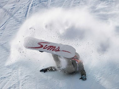 Winter Olympics 2018: Athletes criticise decision to conduct women's slope-style final in 'dangerous' weather