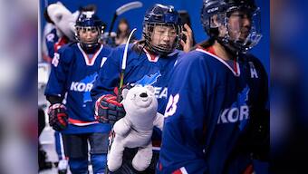 Winter Olympics 2018: Unified Korean women's hockey team get partisan crowd pumped up despite loss to Japan