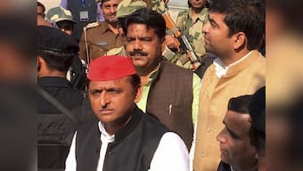 By-elections 2018: Opposition accuses BJP of tampering after EVMs malfunction in Uttar Pradesh's Kairana, Noorpur