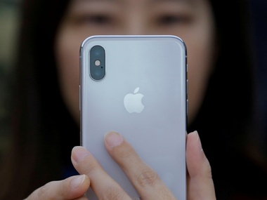 Sales of new smartphones are slumping because our old smartphones are good enough: Report Sales of new smartphones are slumping because our old smartphones are good enough: Report