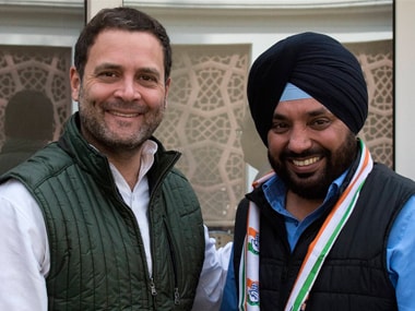 Congress president Rahul Gandhi with Arvinder Singh Lovely. Twitter @INCIndia