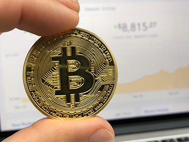 Bitcoin falls more than 15 percent to a three-month low of $6,853.53 on 5 February Bitcoin falls more than 15 percent to a three-month low of $6,853.53 on 5 February