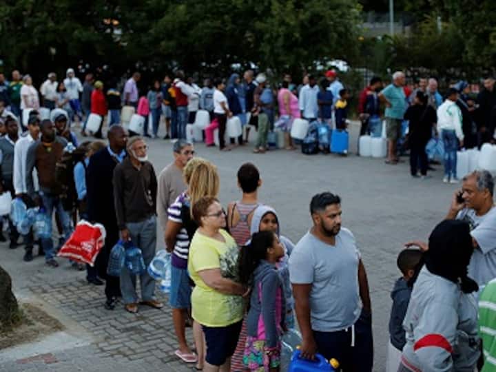 Cape Town drought: As 'Day Zero' draws nearer, city's rich-poor class divide comes to the fore